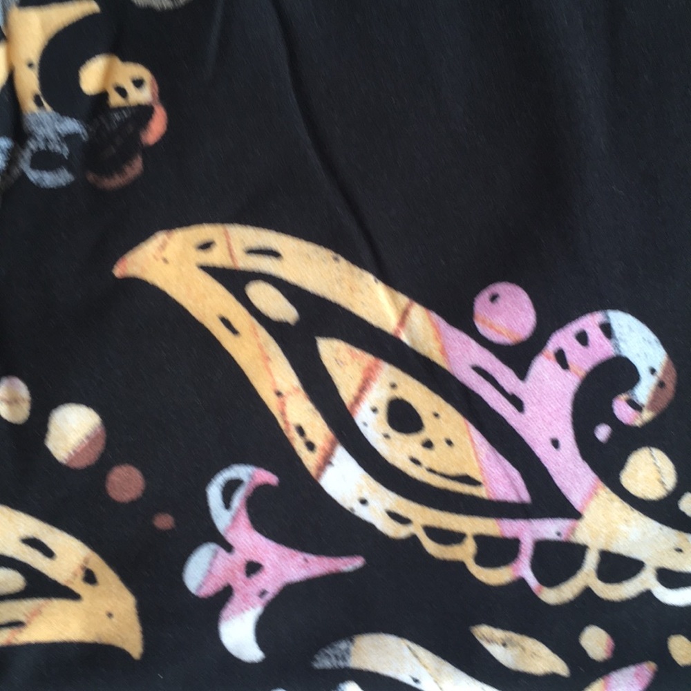Soft Paisley Print Black Leggings Last One! - Picture 2 of 4